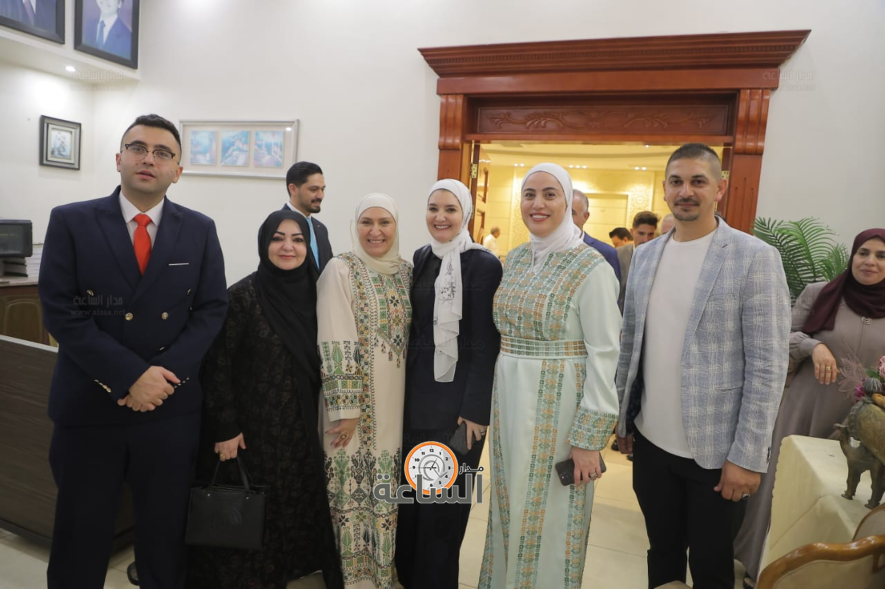 Madar Al-Saa Images 0.8889887590940314