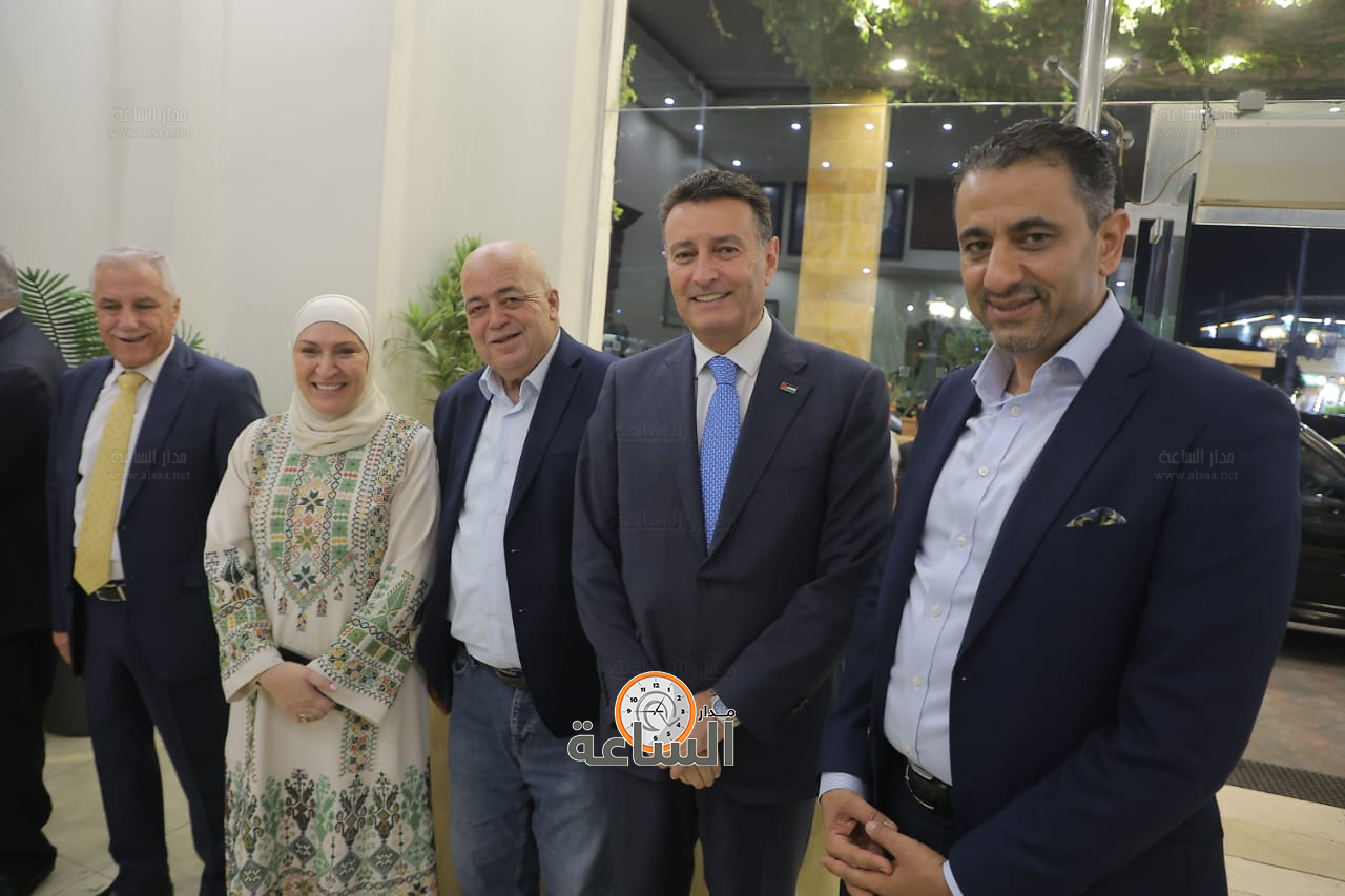 Madar Al-Saa Images 0.8008283495687202