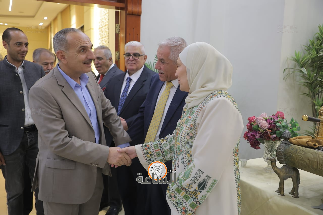 Madar Al-Saa Images 0.15198264884620705