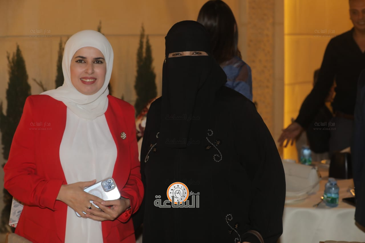 Madar Al-Saa Images 0.9794170230337088