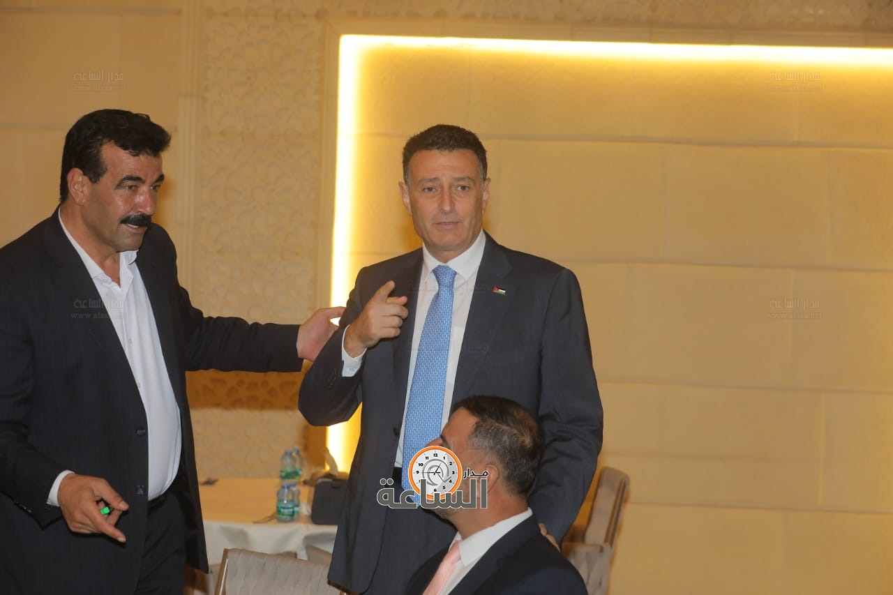 Madar Al-Saa Images 0.6369472877643663