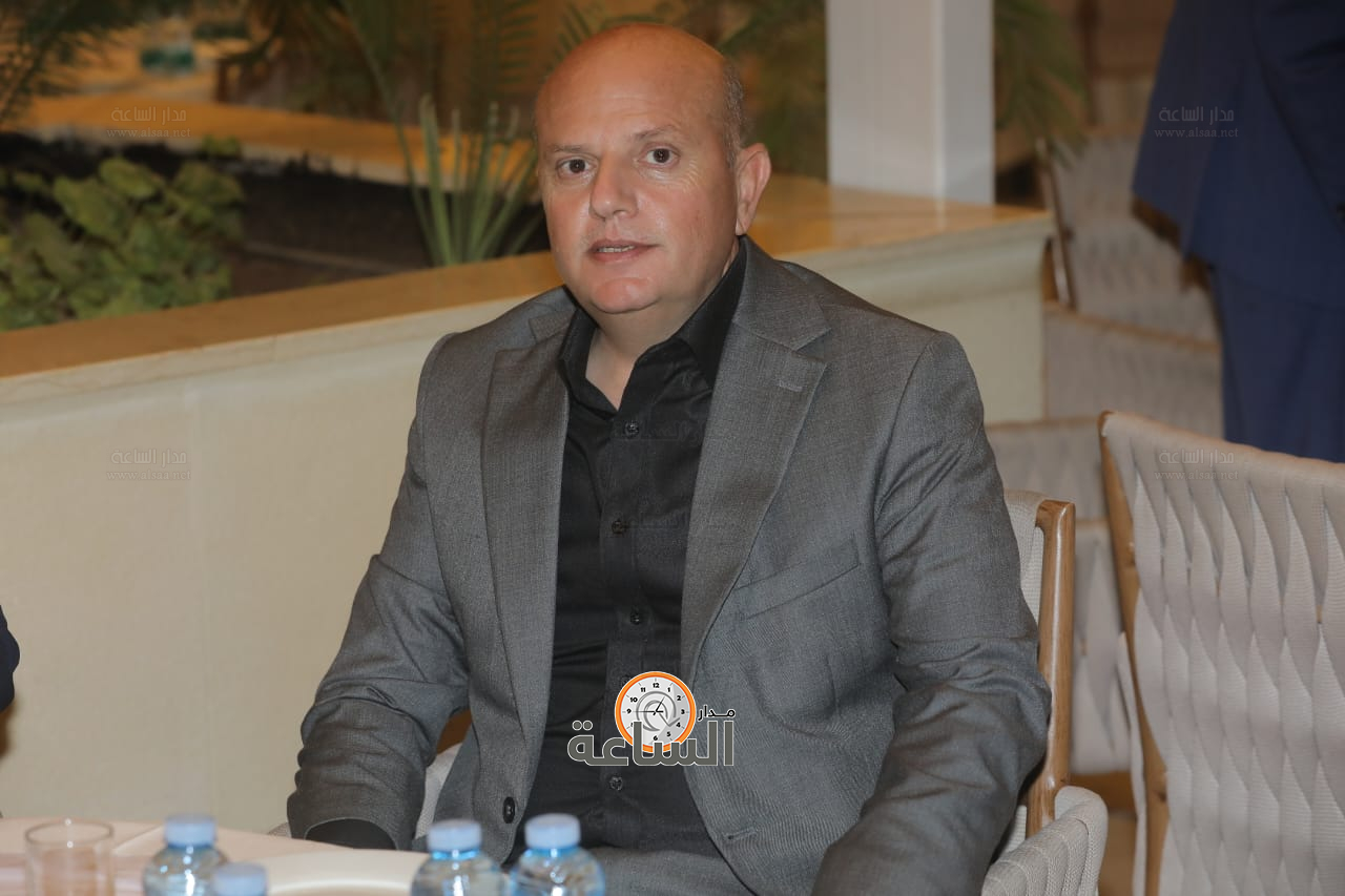 Madar Al-Saa Images 0.8454846389925716