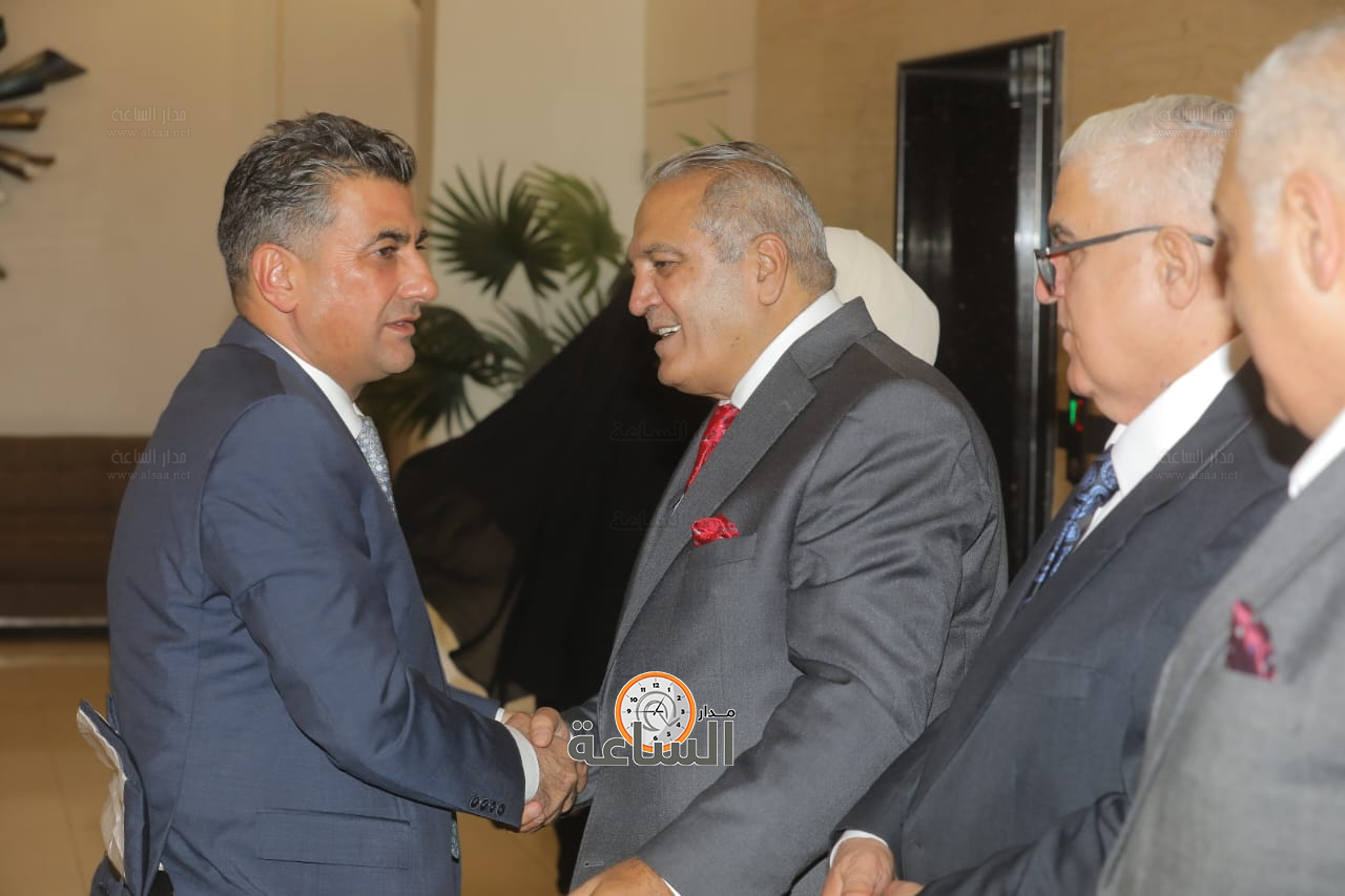 Madar Al-Saa Images 0.901693743173546