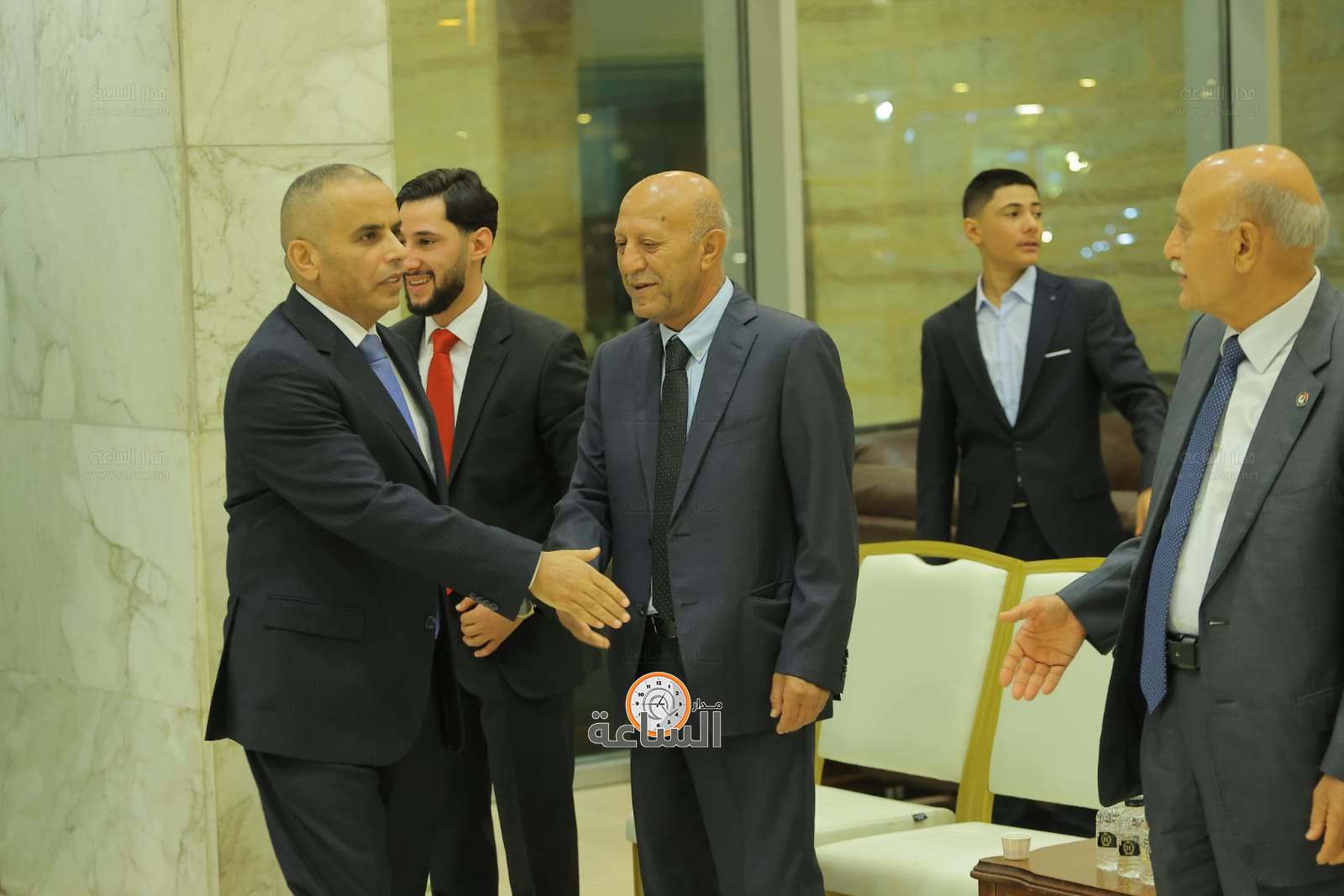 Madar Al-Saa Images 0.5622519655186157