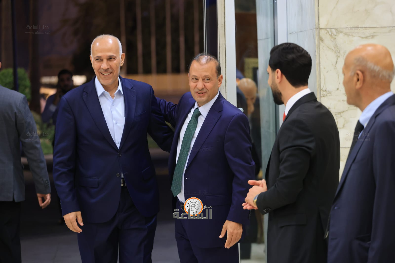 Madar Al-Saa Images 0.0574569401564885