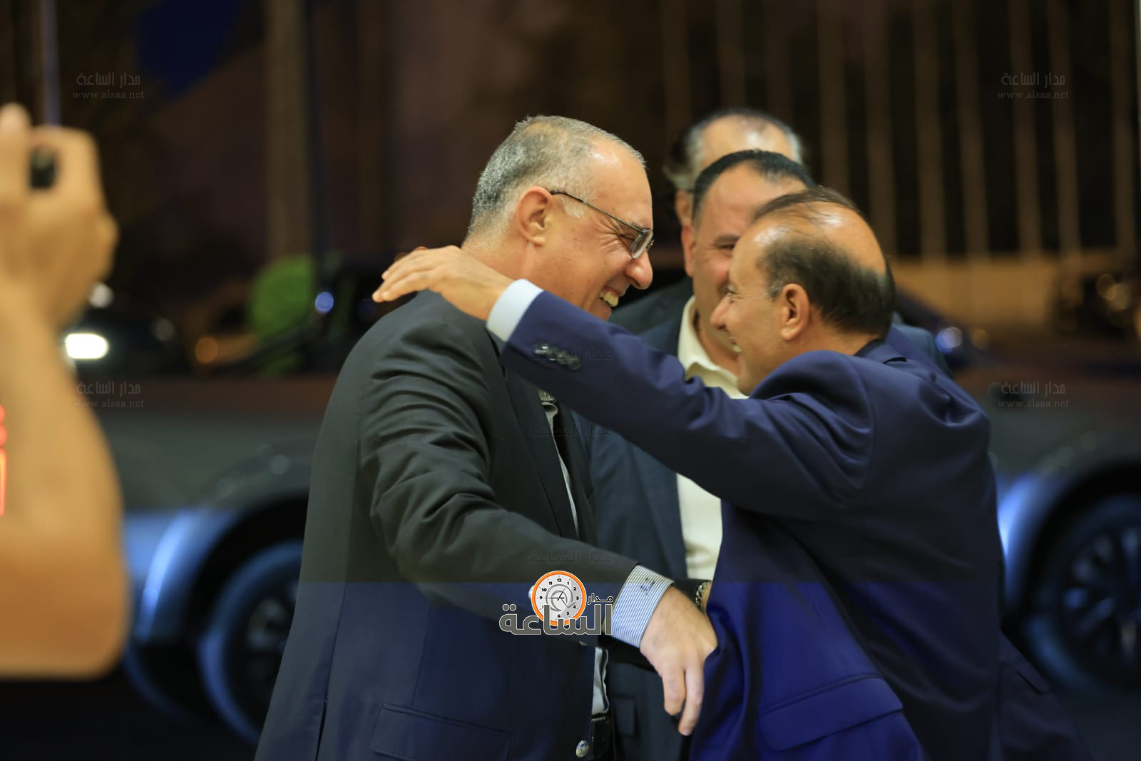 Madar Al-Saa Images 0.4187007867956357