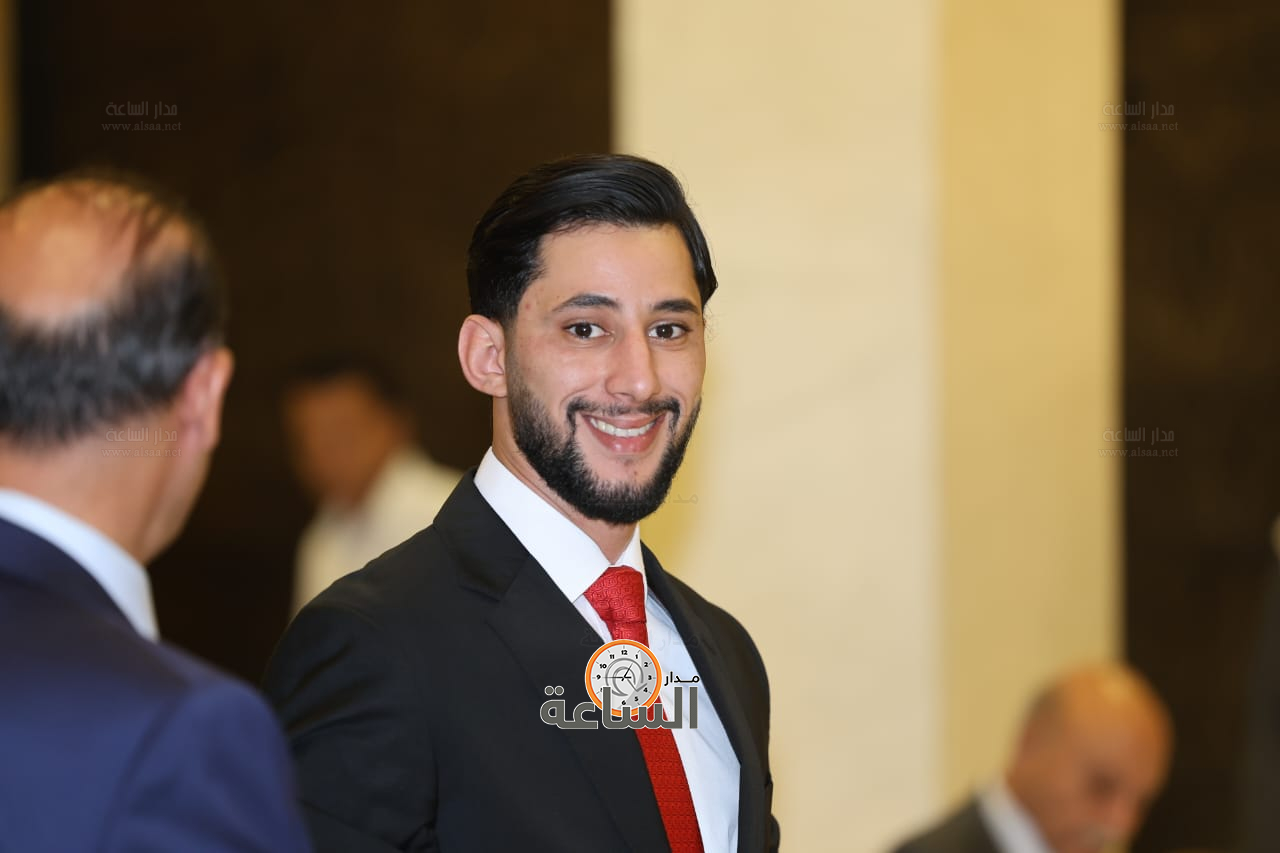 Madar Al-Saa Images 0.35382486663929813