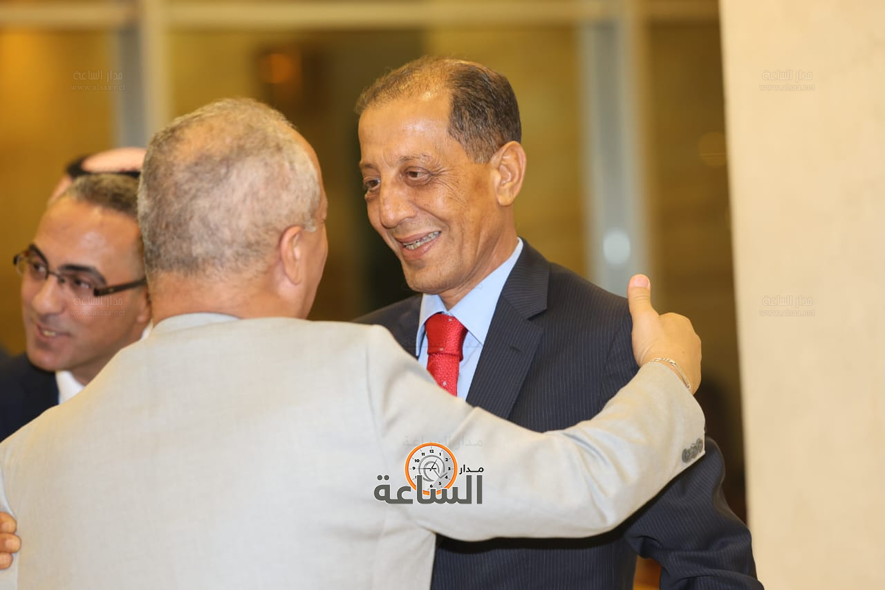 Madar Al-Saa Images 0.761514618213829