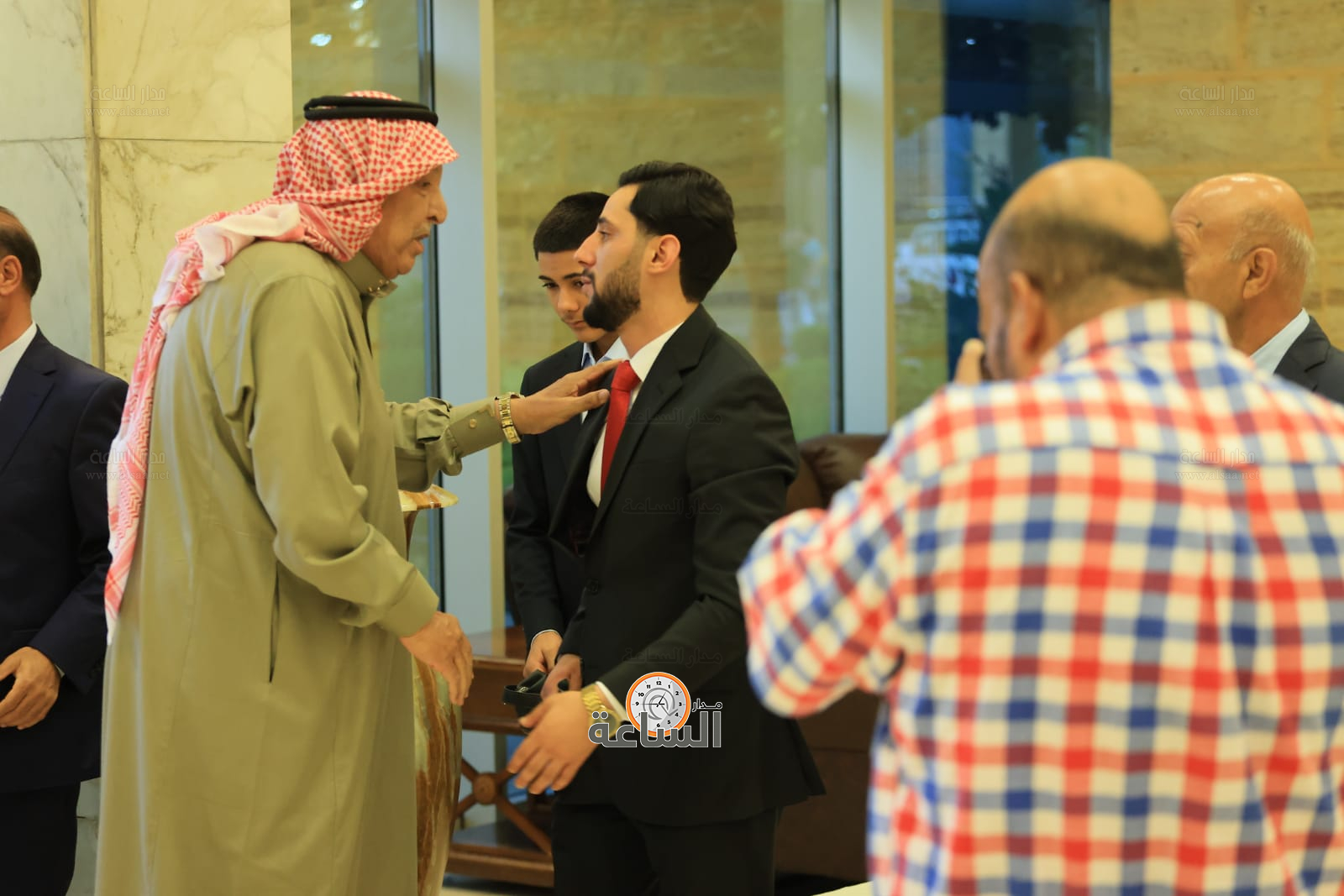 Madar Al-Saa Images 0.1426899289631991