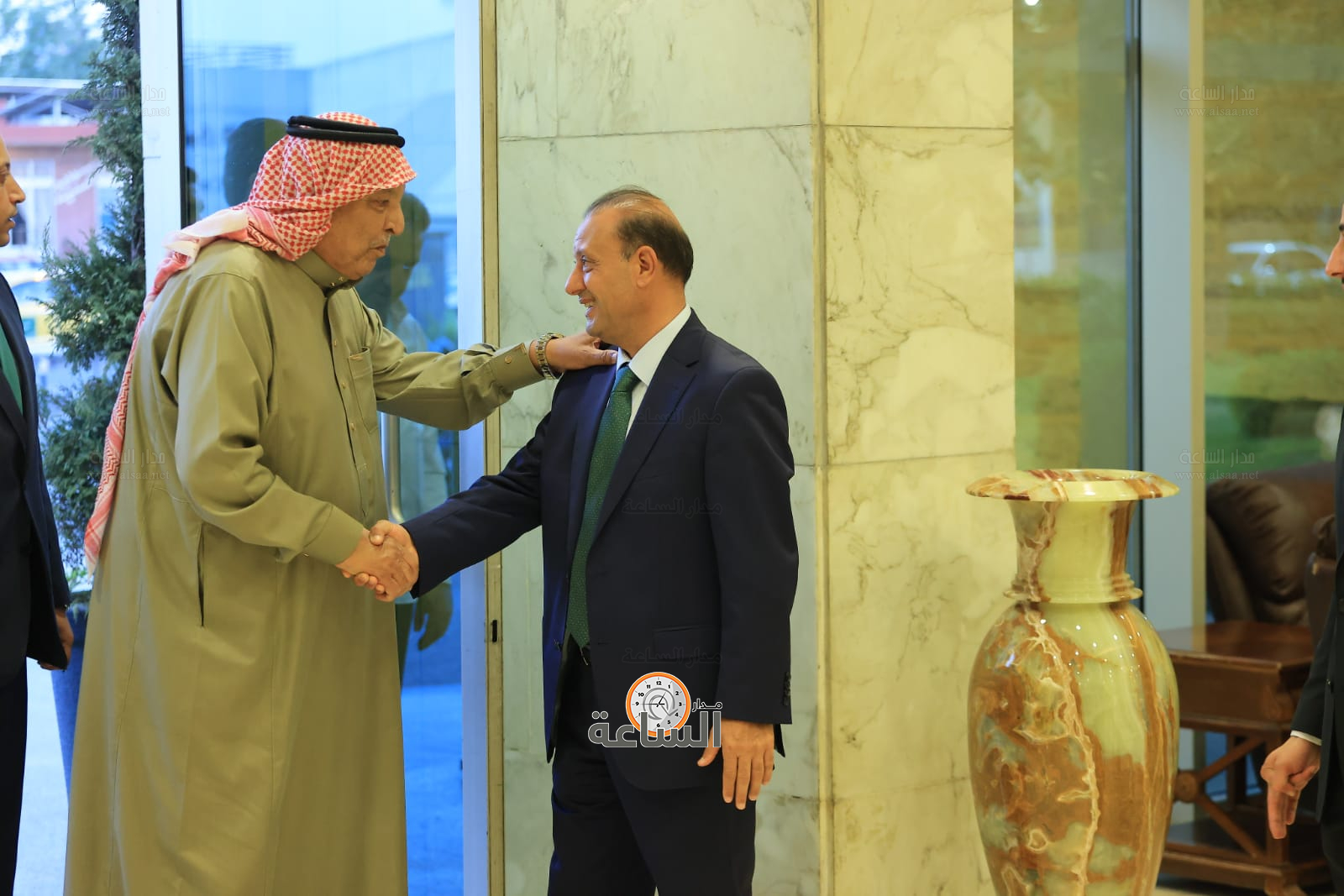 Madar Al-Saa Images 0.14467290900844954