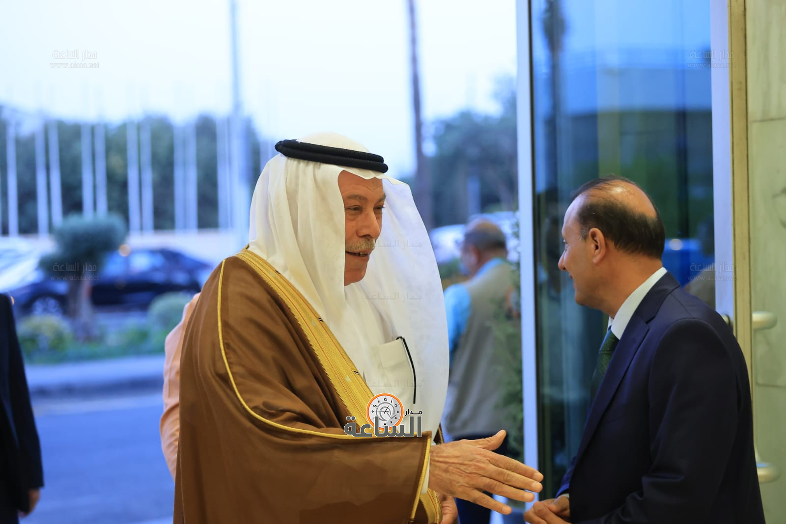 Madar Al-Saa Images 0.3611189325209049