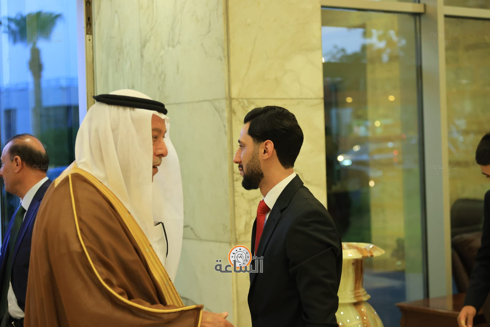 Madar Al-Saa Images 0.5343693101044357