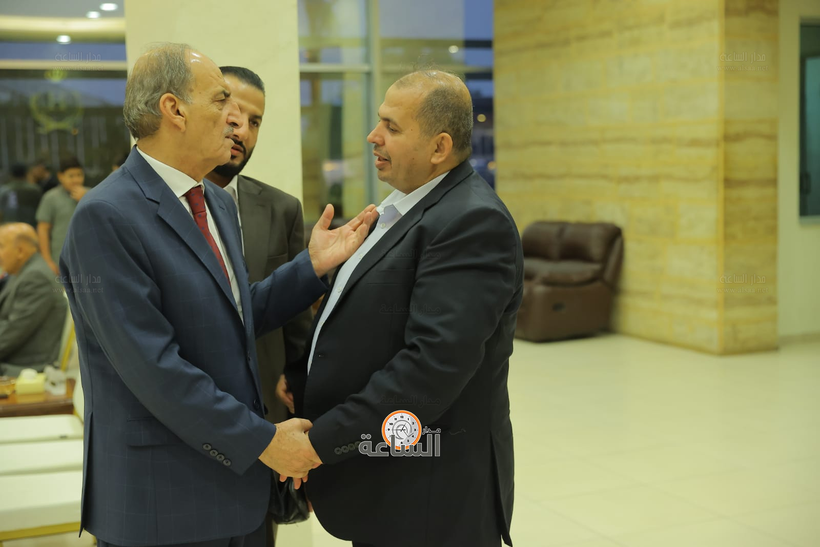 Madar Al-Saa Images 0.417375022752956