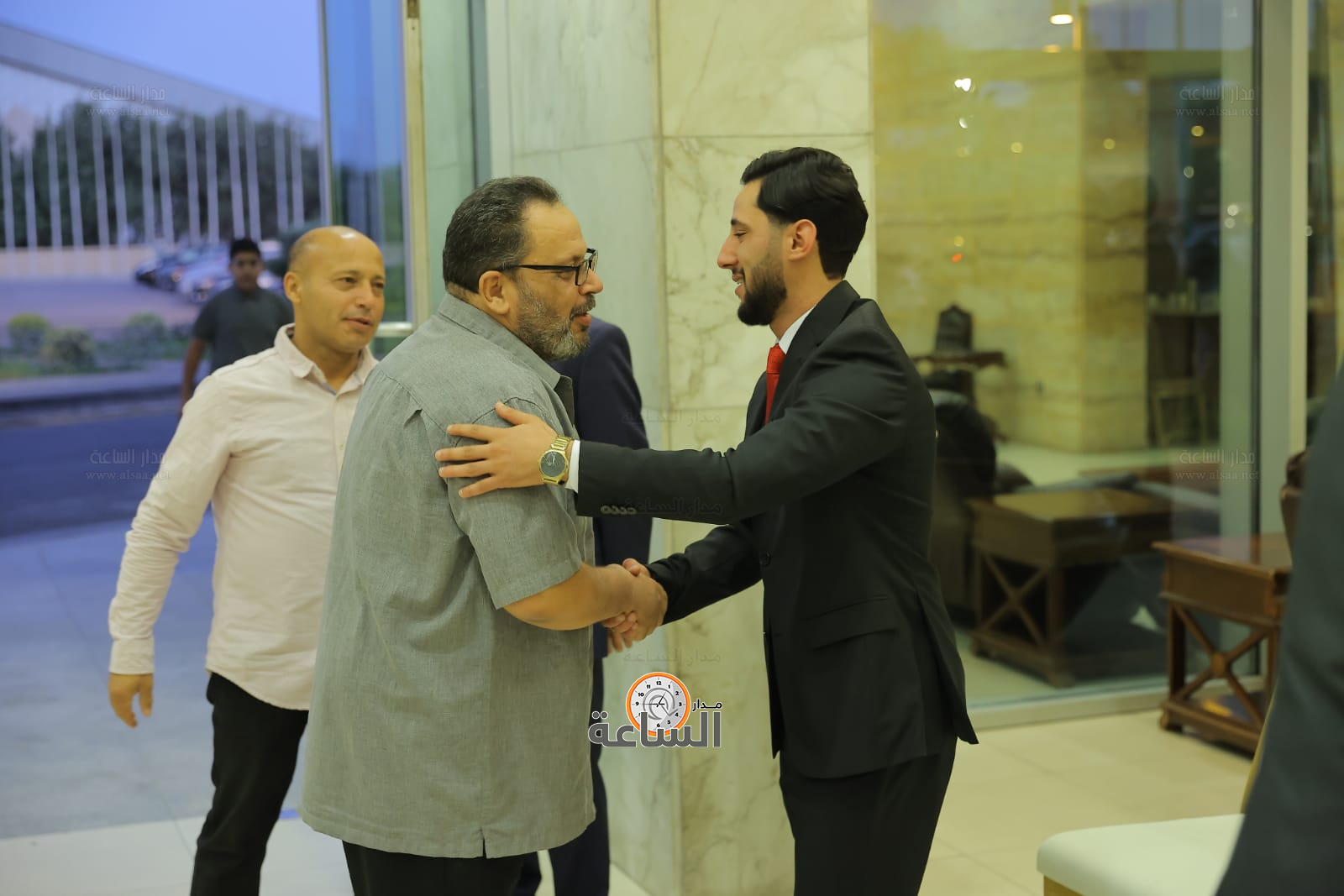 Madar Al-Saa Images 0.4431728830631869