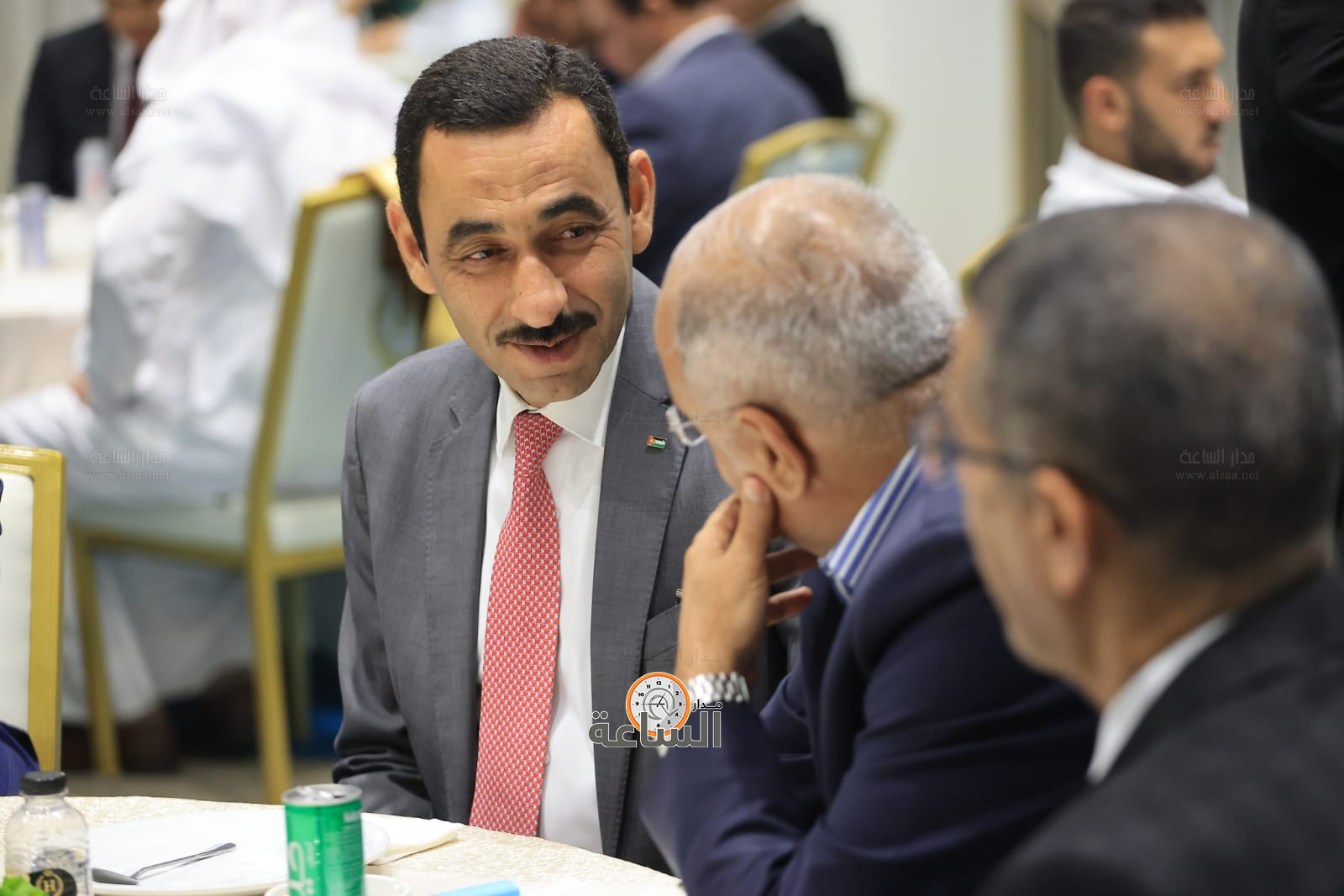 Madar Al-Saa Images 0.3803514762327207