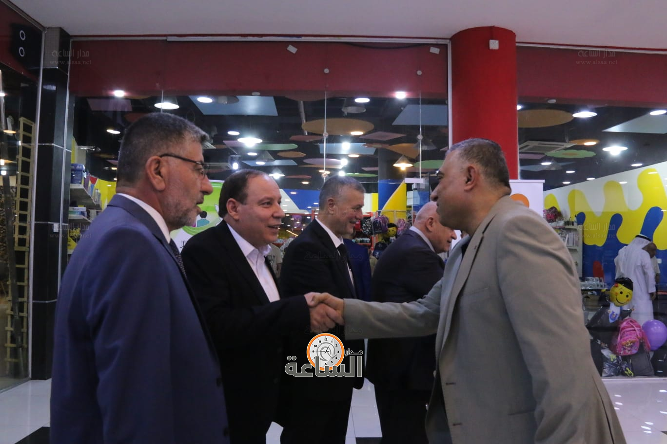 Madar Al-Saa Images 0.8151186649000784