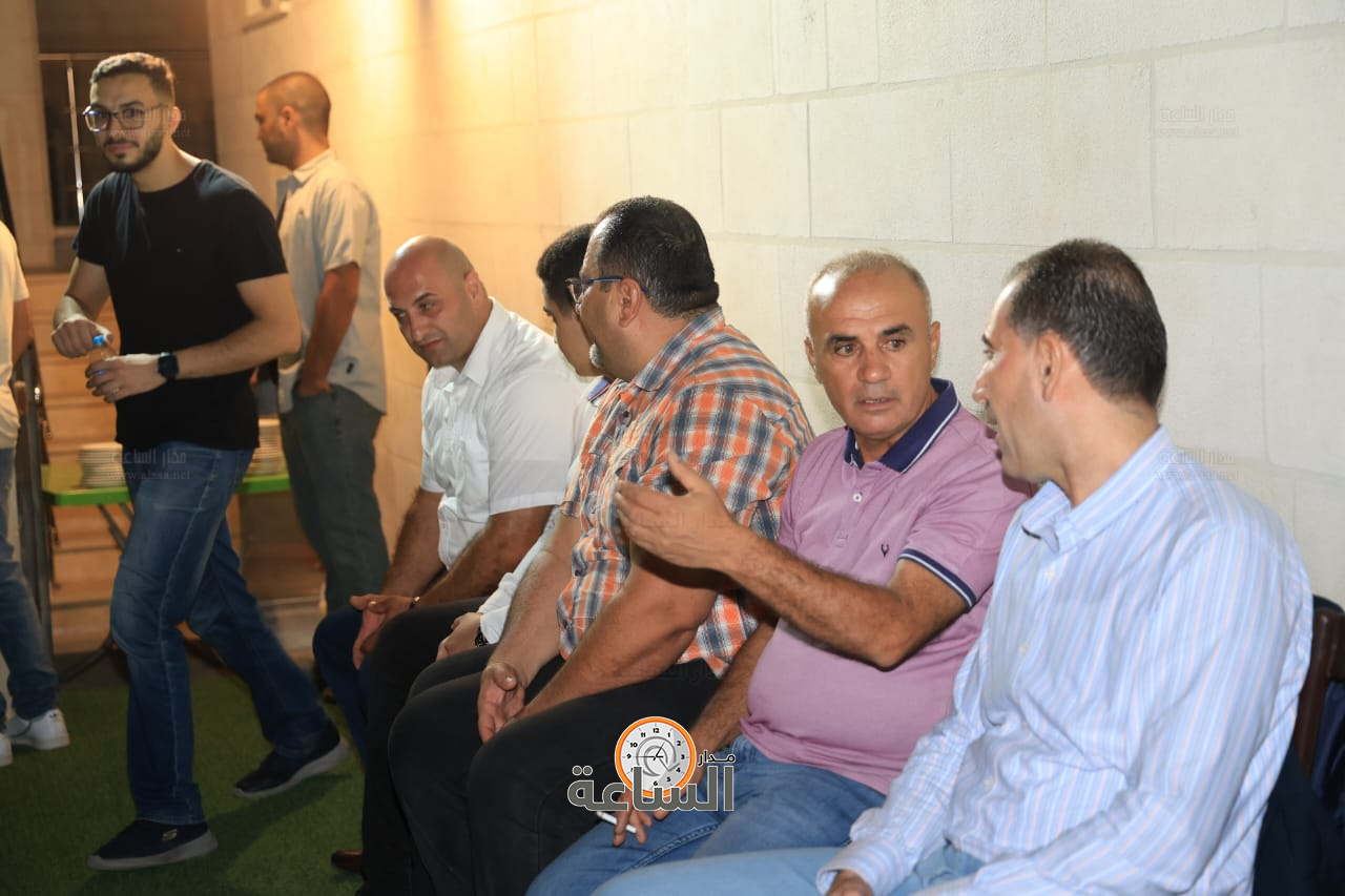 Madar Al-Saa Images 0.49936316301054007