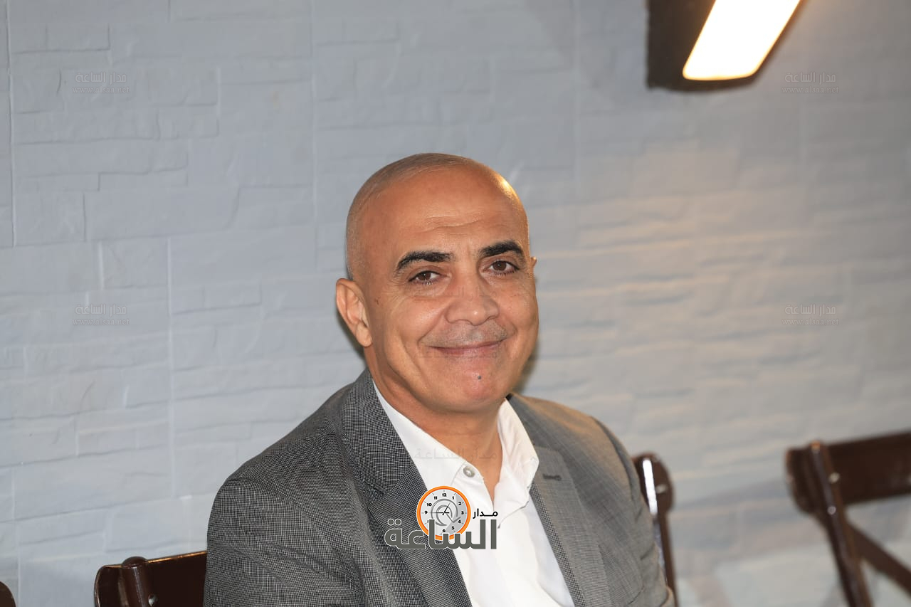 Madar Al-Saa Images 0.21526290691373218