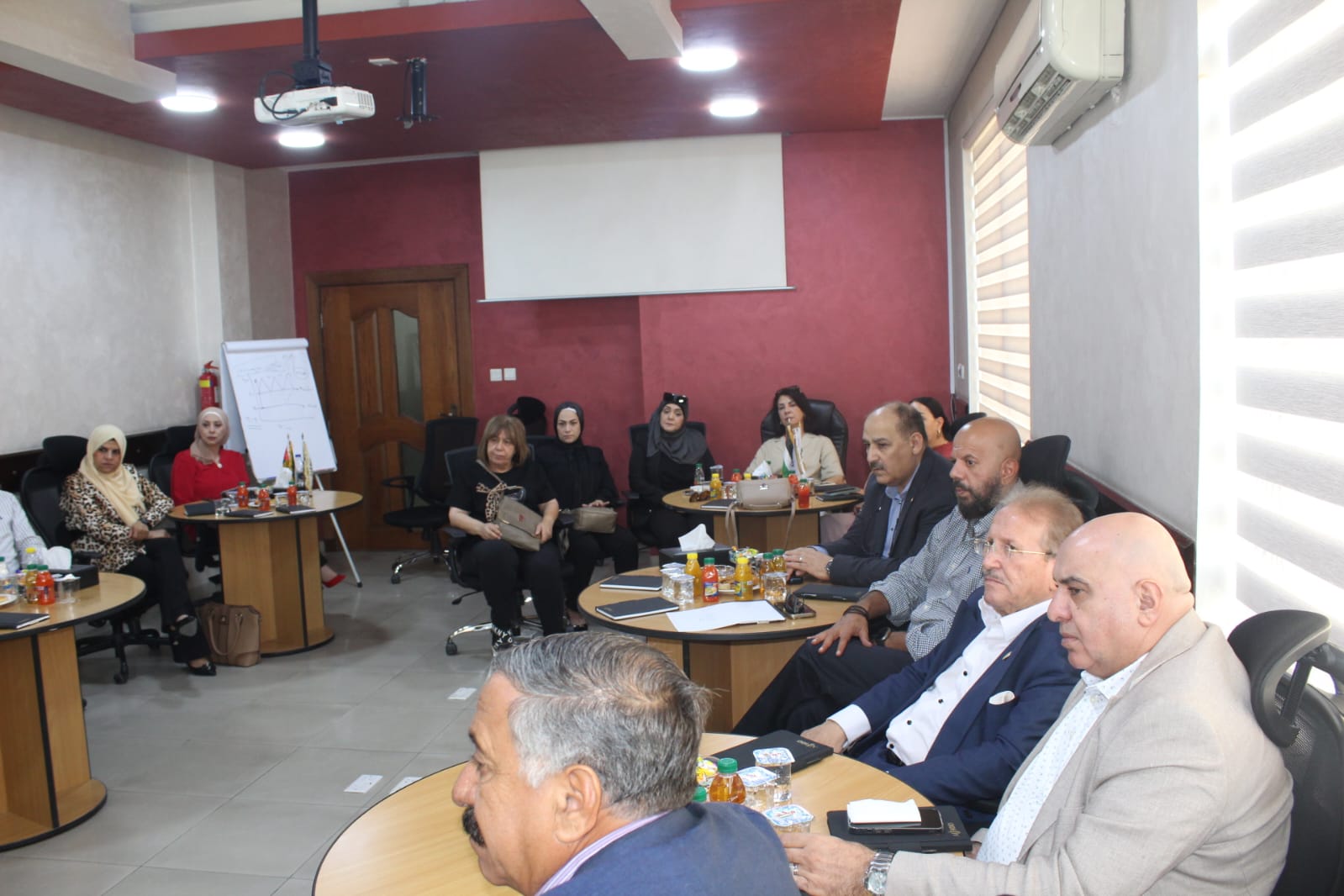 Madar Al-Saa Images 0.8812127455048533