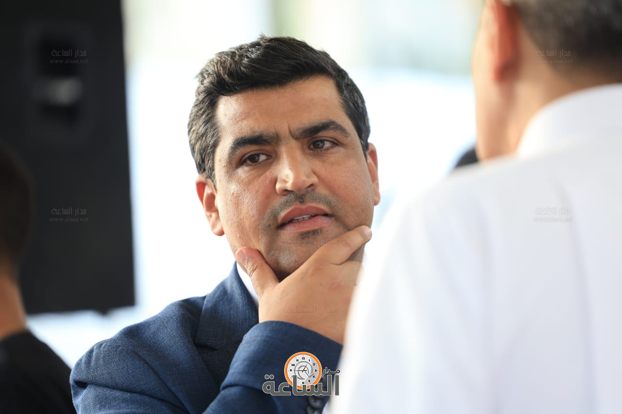 Madar Al-Saa Images 0.9750588595853747