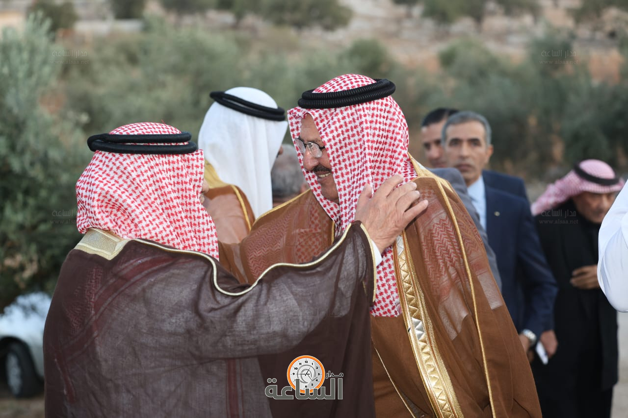 Madar Al-Saa Images 0.5590494904851064