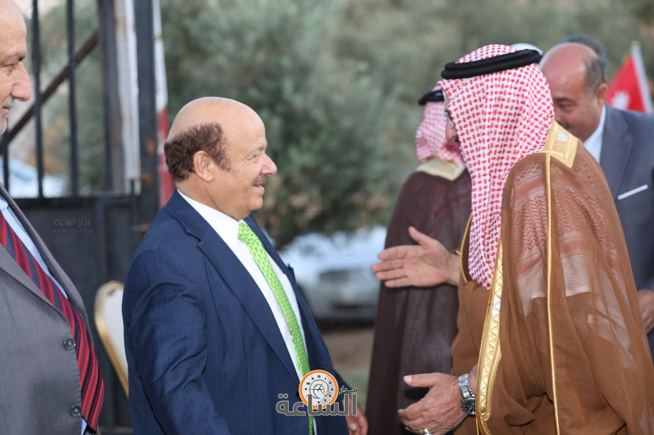 Madar Al-Saa Images 0.6454978756527546