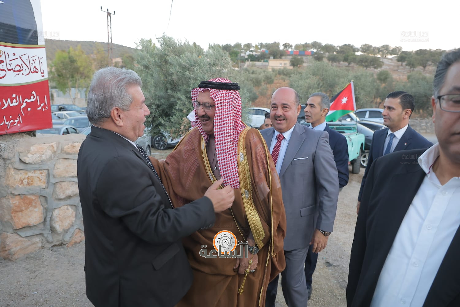 Madar Al-Saa Images 0.8112412853477263