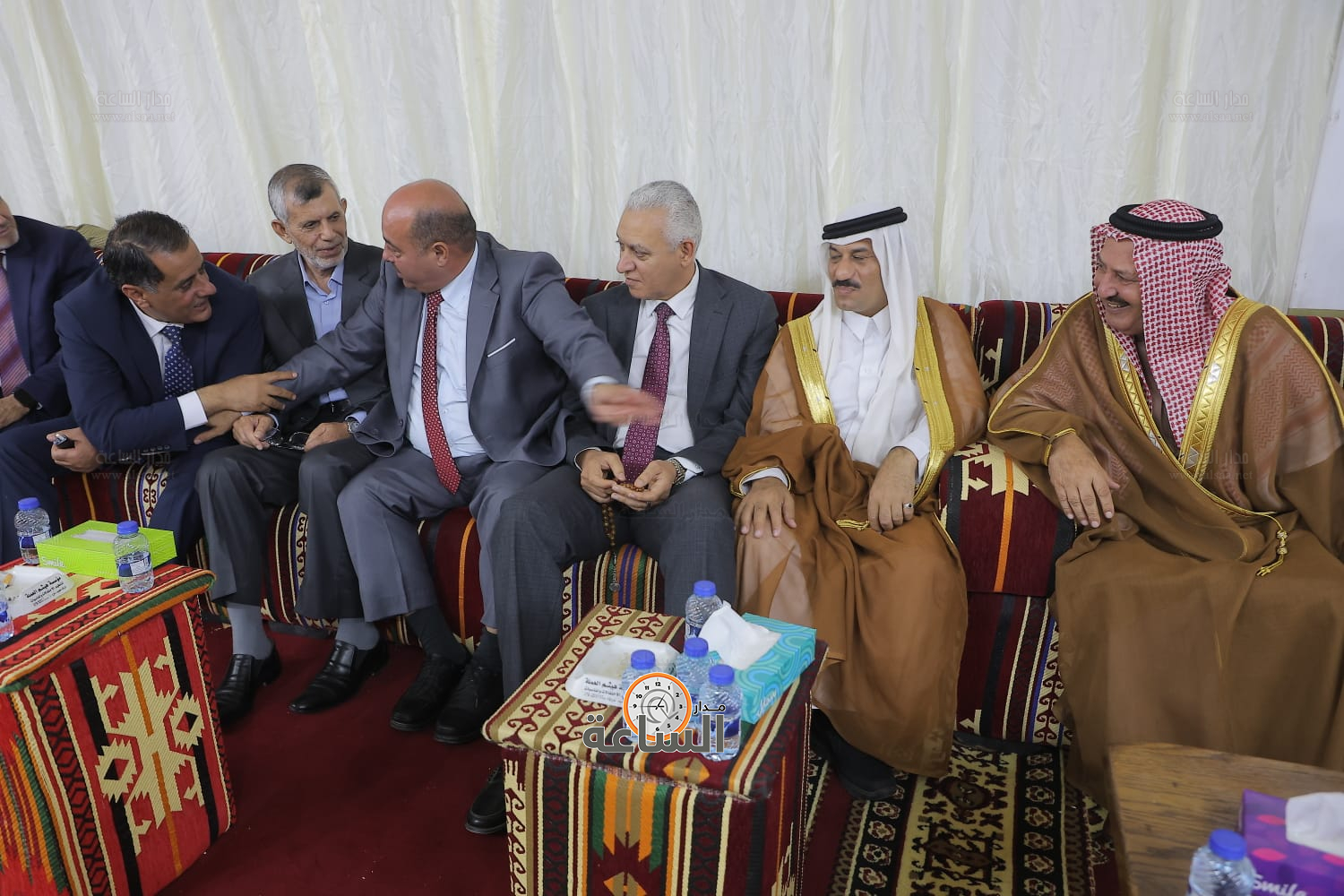 Madar Al-Saa Images 0.4157471837379819