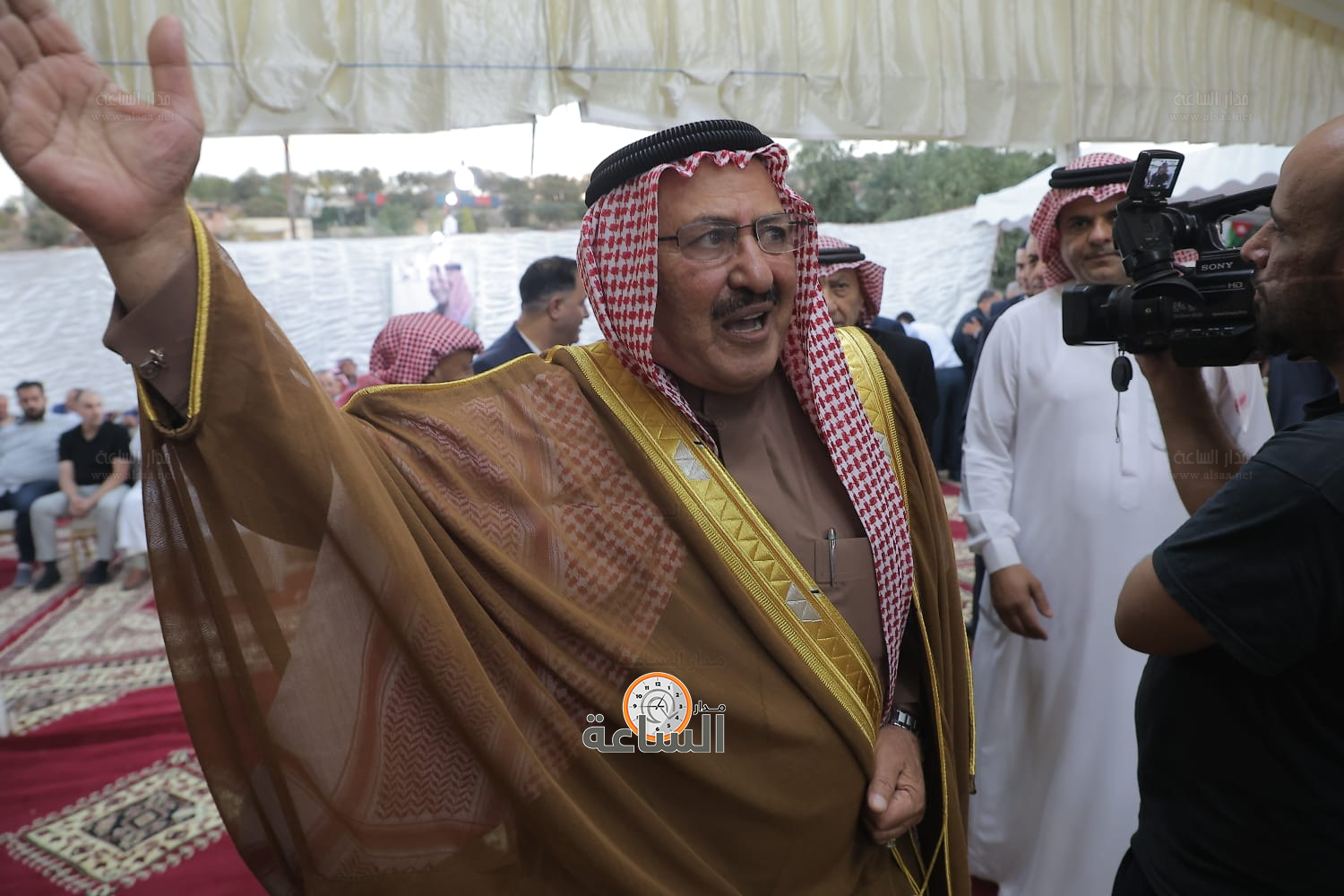 Madar Al-Saa Images 0.2440252373939441