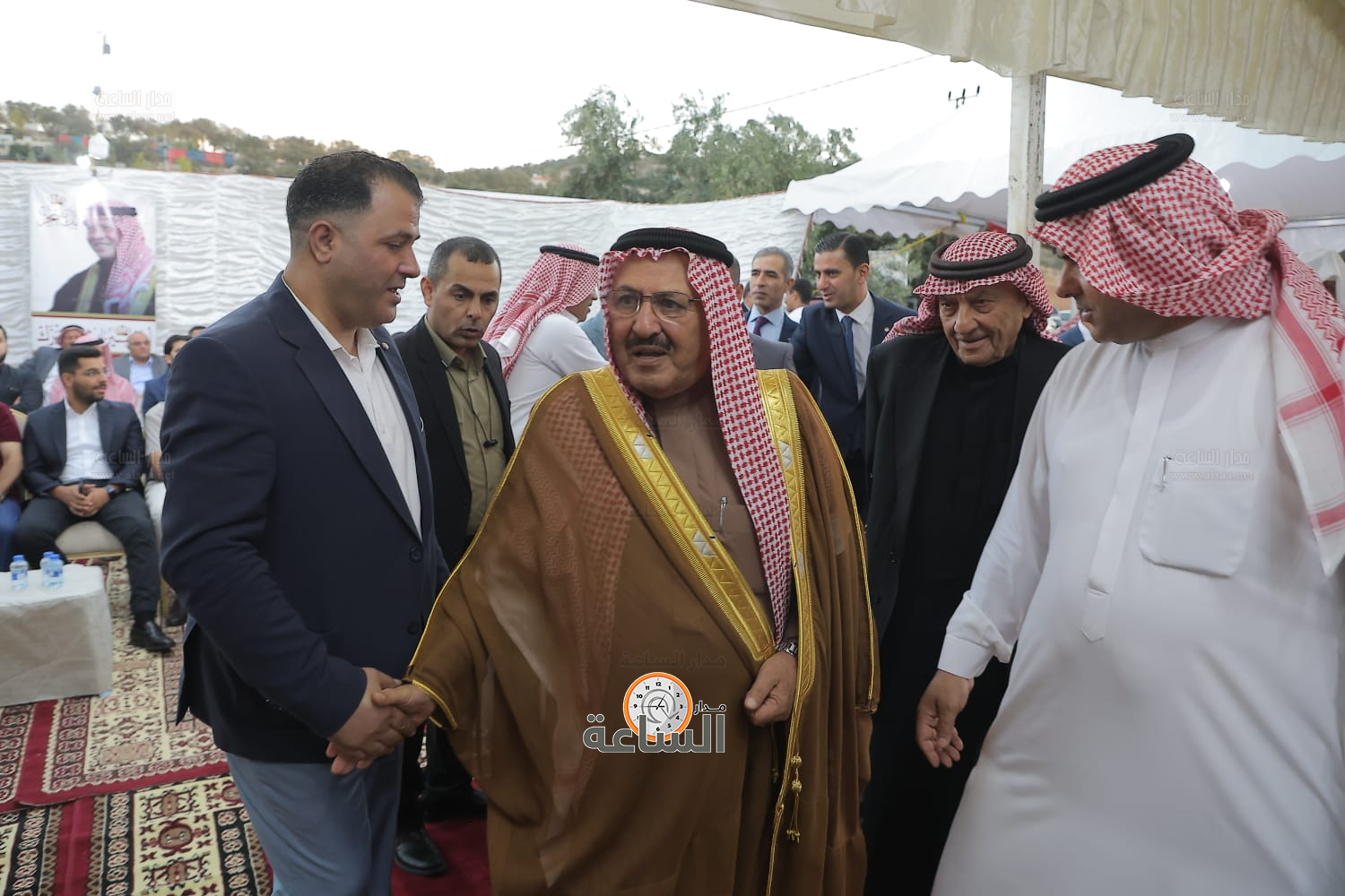 Madar Al-Saa Images 0.7814599551383006