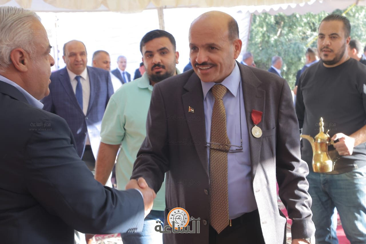 Madar Al-Saa Images 0.7677263151546334