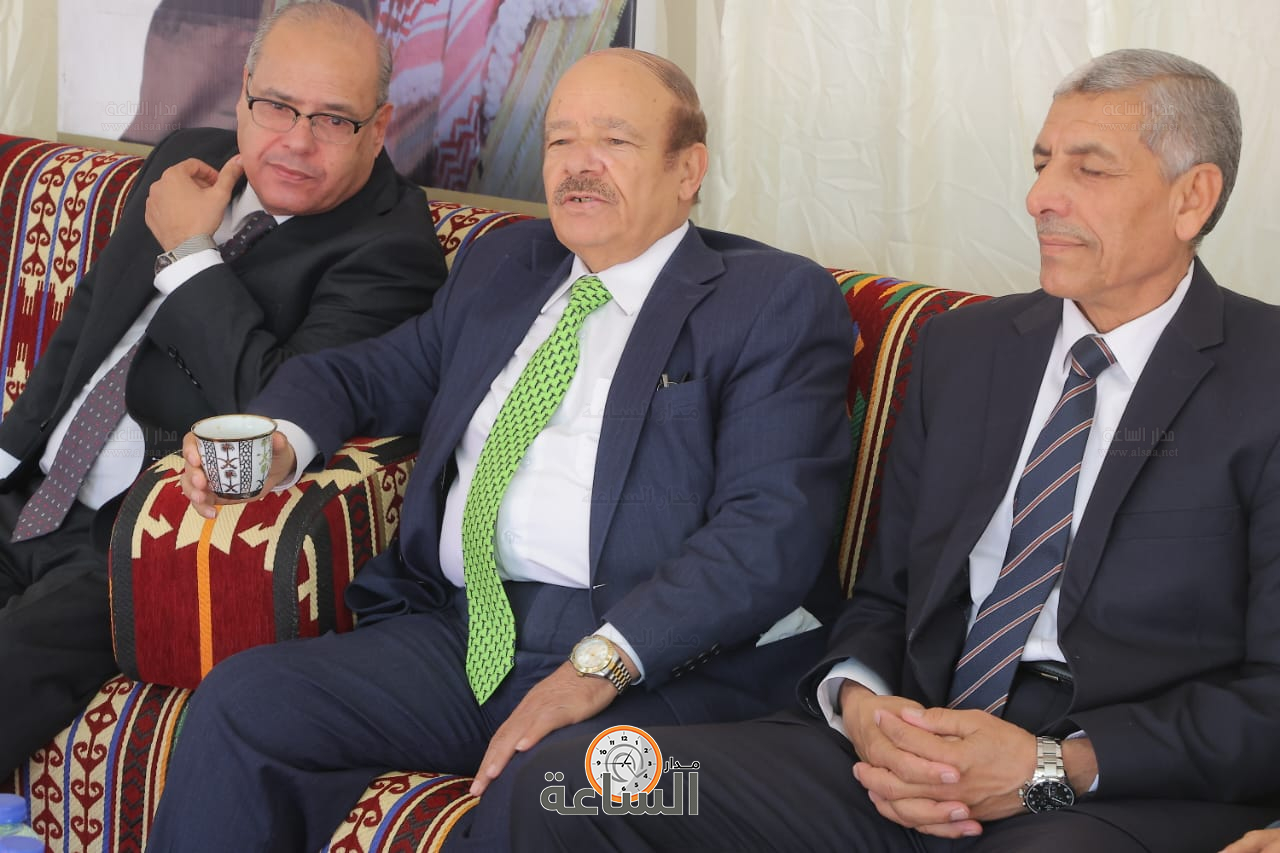 Madar Al-Saa Images 0.3259005388378987