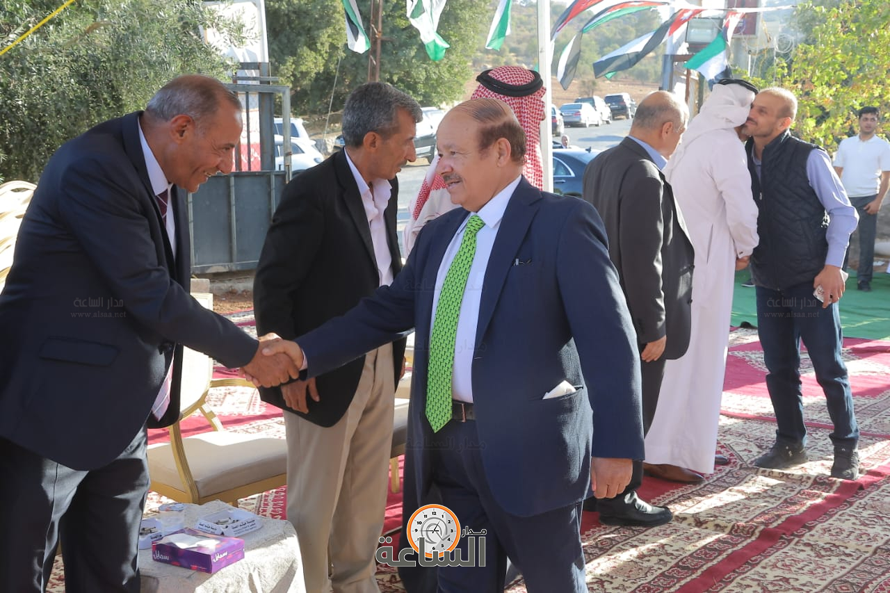 Madar Al-Saa Images 0.668339891604294