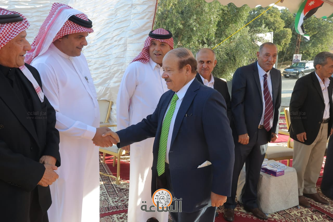 Madar Al-Saa Images 0.6631992306750574