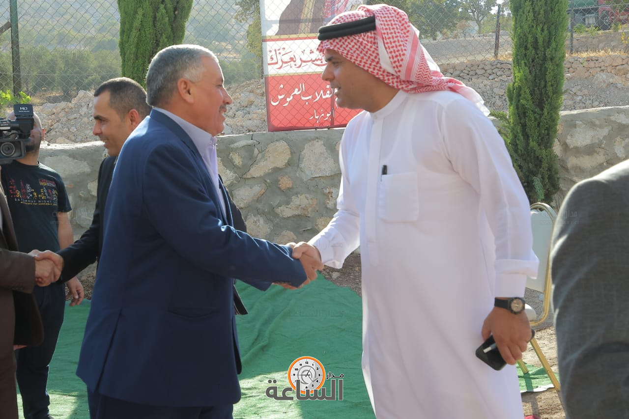 Madar Al-Saa Images 0.3587079328477293