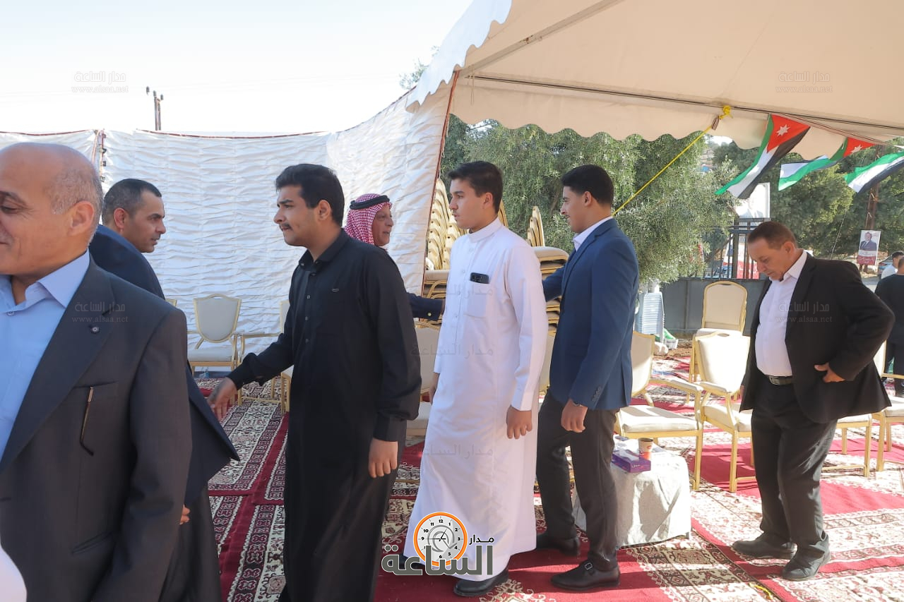 Madar Al-Saa Images 0.8032107509758684