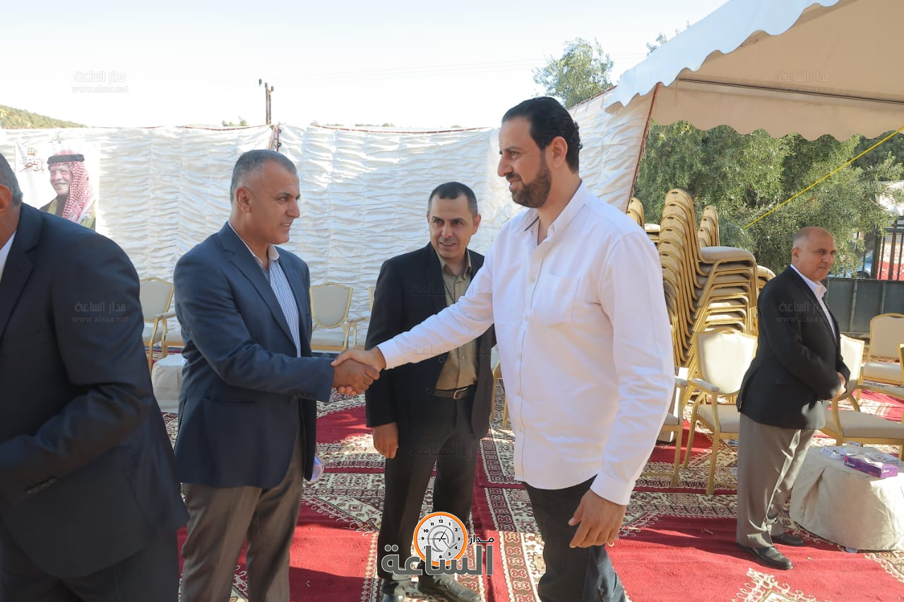 Madar Al-Saa Images 0.11190694464028672