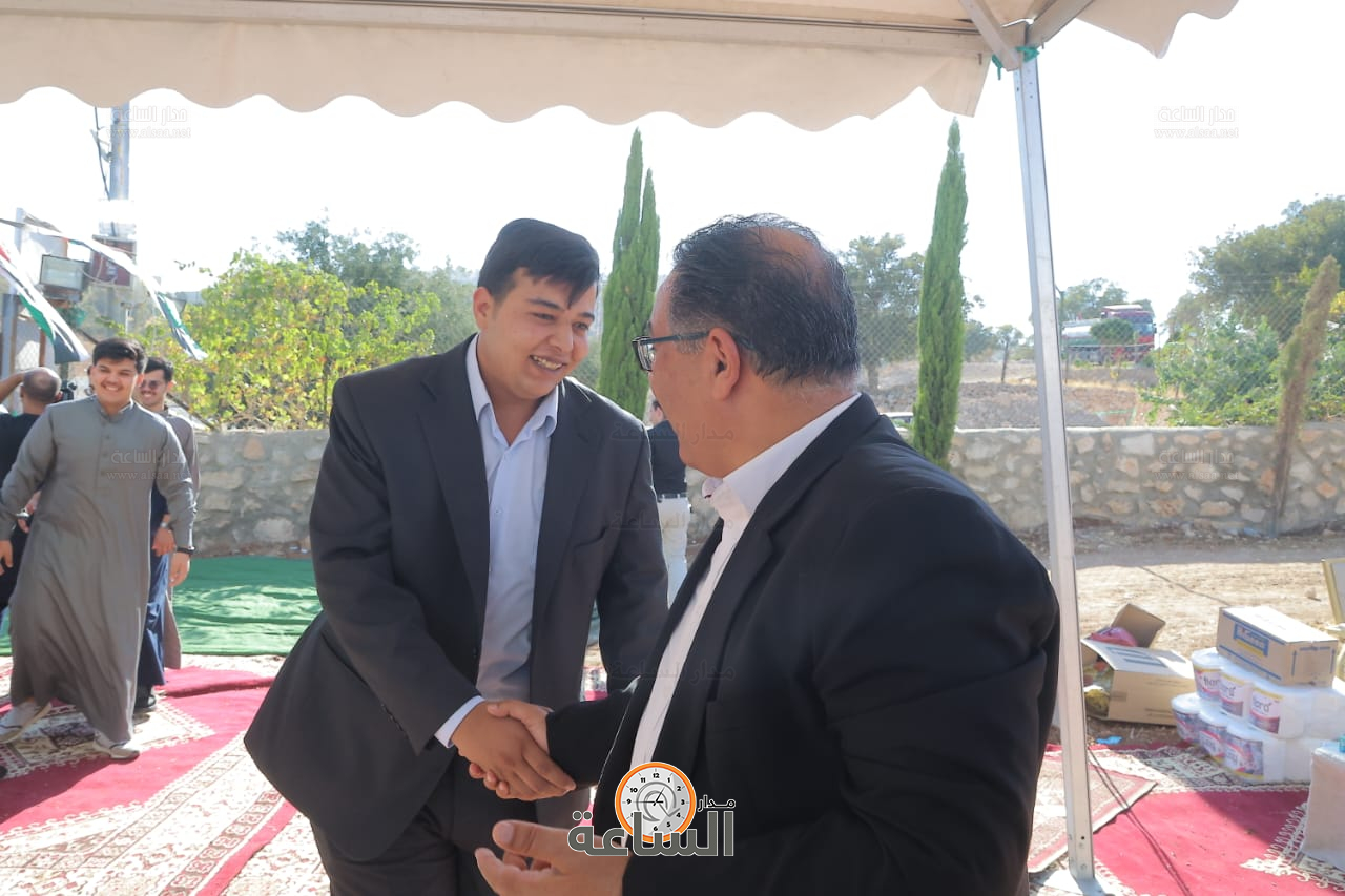 Madar Al-Saa Images 0.48826197145287964