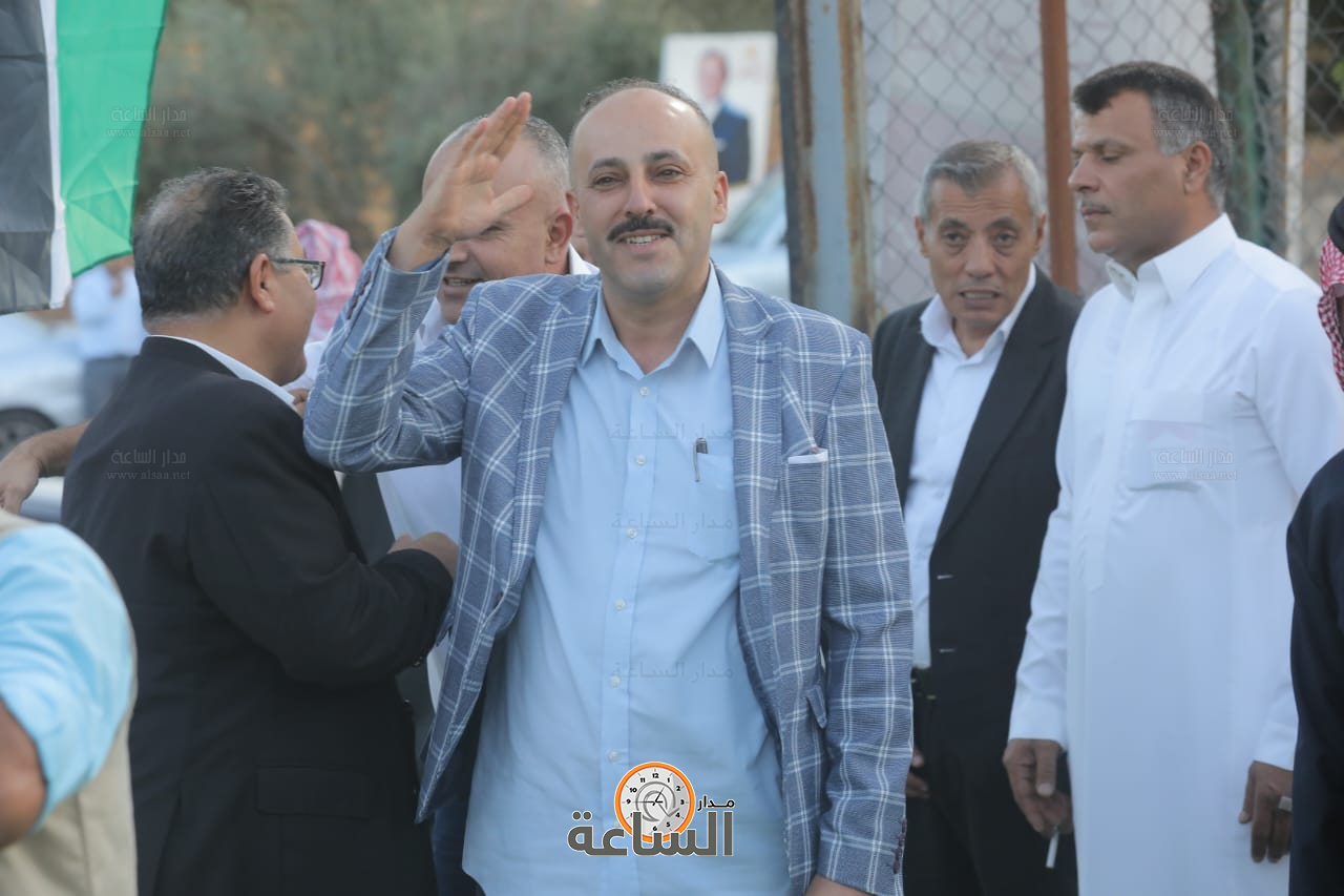 Madar Al-Saa Images 0.2008281639376478