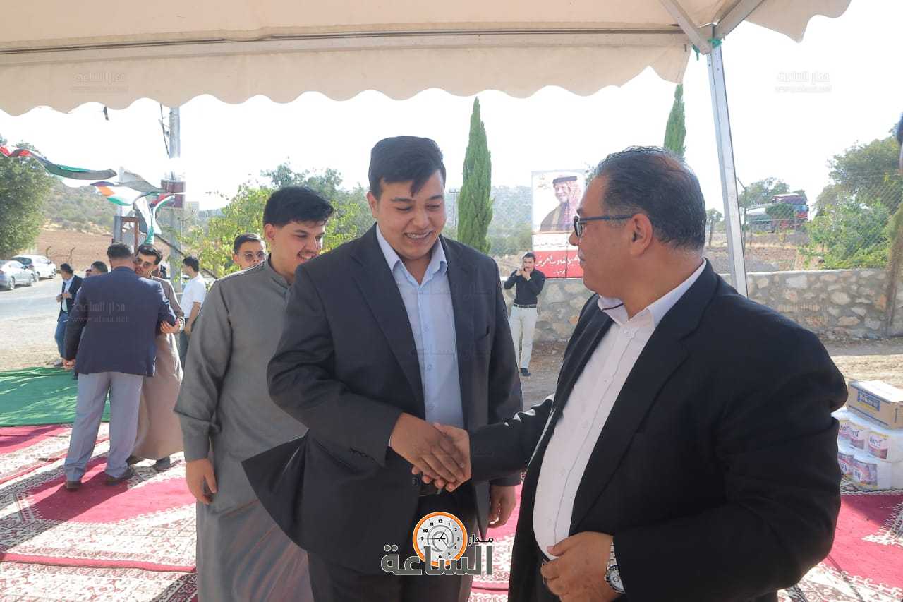 Madar Al-Saa Images 0.18310665843408314