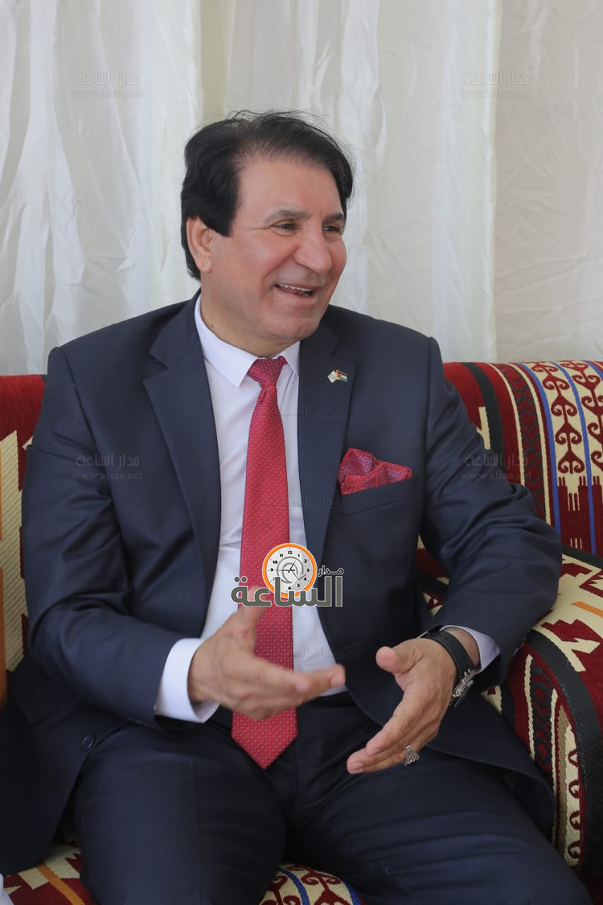 Madar Al-Saa Images 0.32474673904313545