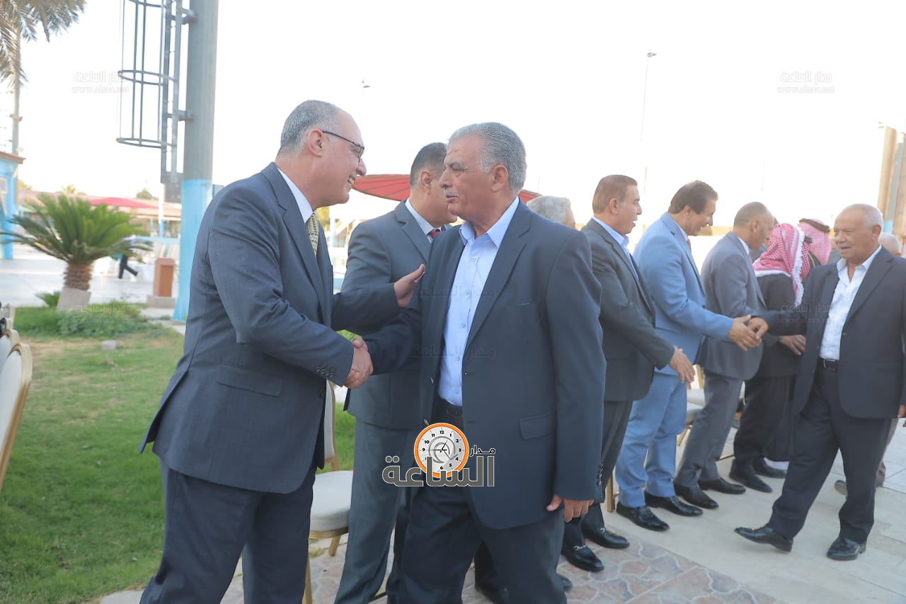 Madar Al-Saa Images 0.4814045598940272