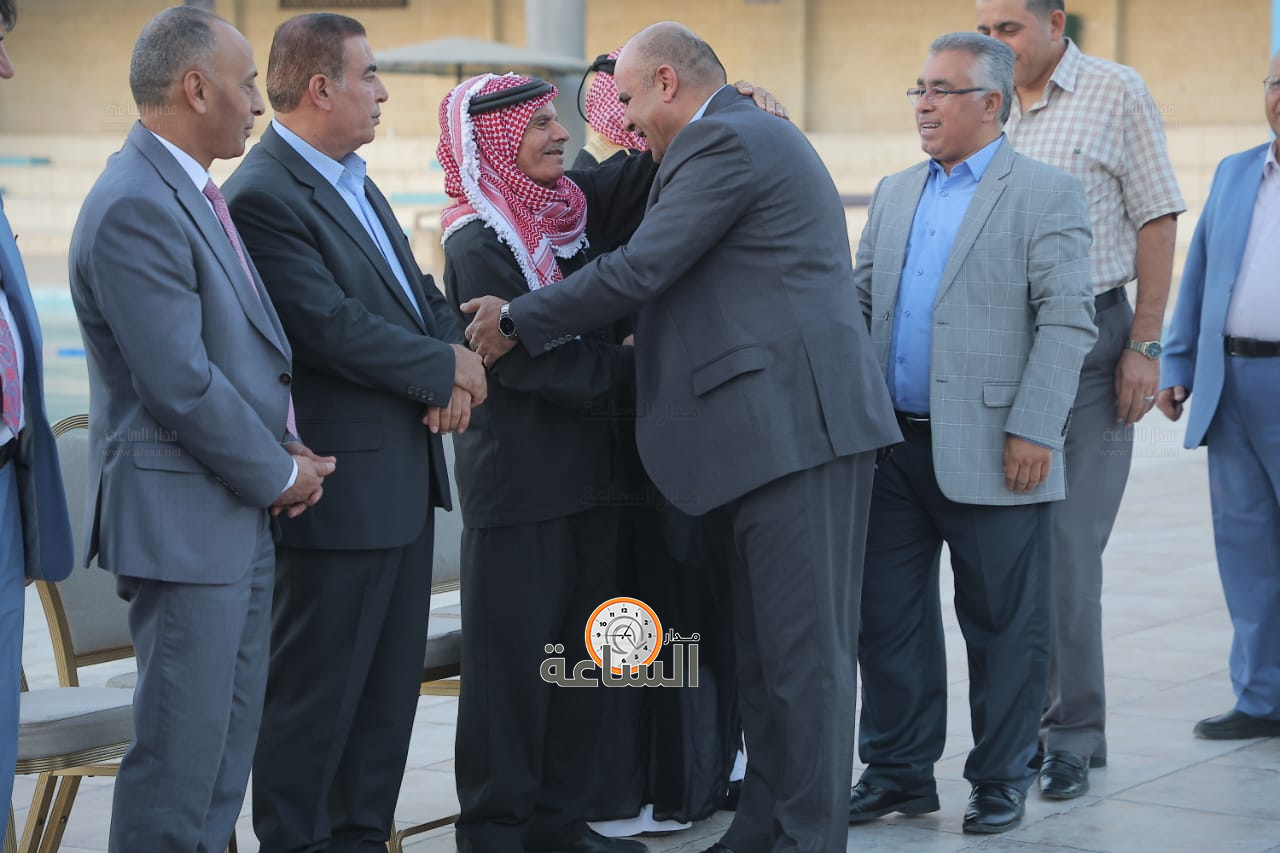 Madar Al-Saa Images 0.35534139146199406