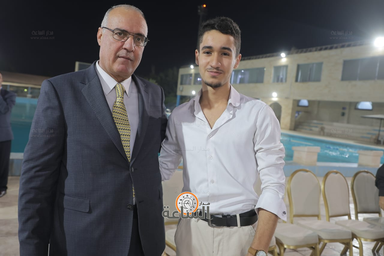 Madar Al-Saa Images 0.38945442961543475