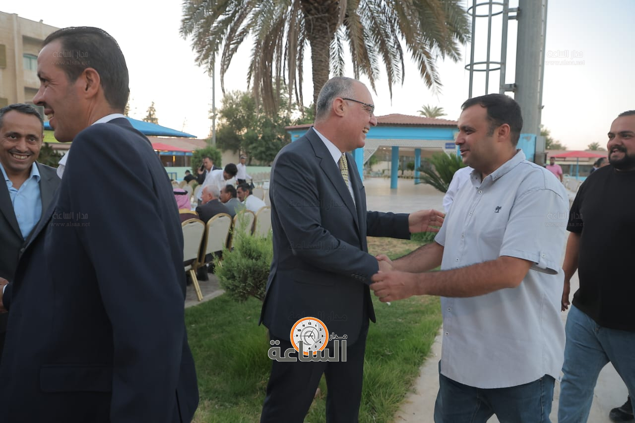 Madar Al-Saa Images 0.1745859779625185