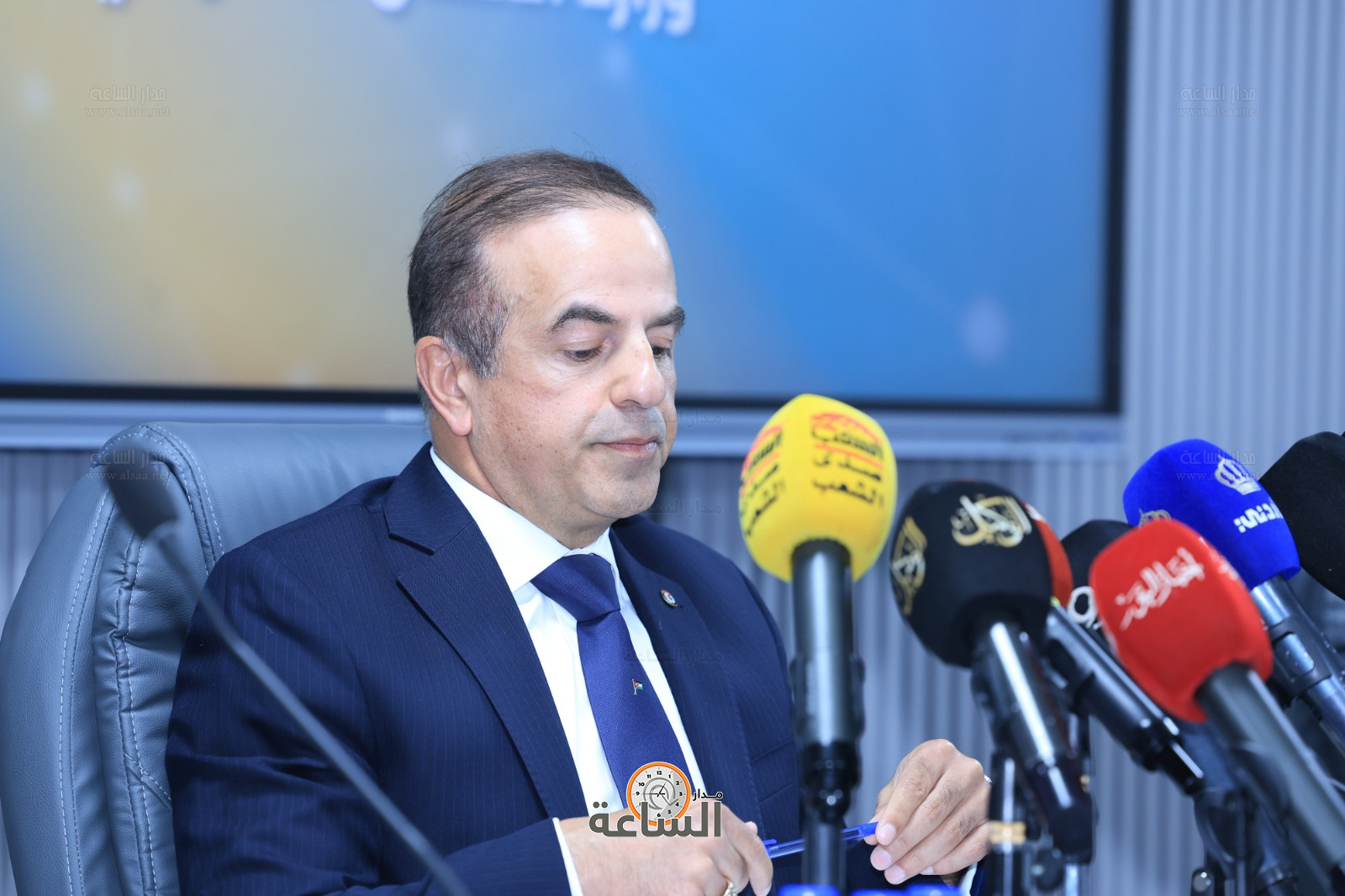 Madar Al-Saa Images 0.38791927454102004