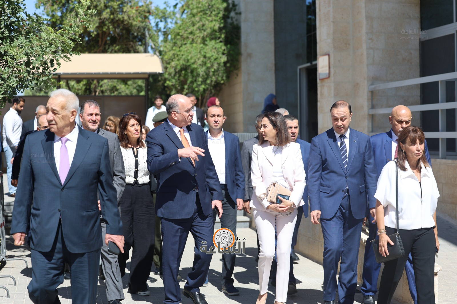 Madar Al-Saa Images 0.8725813705276594