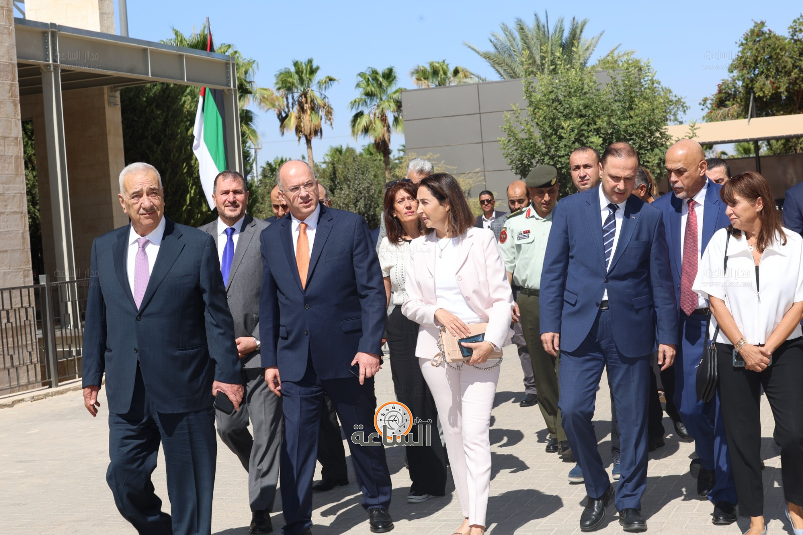 Madar Al-Saa Images 0.9657037097391977