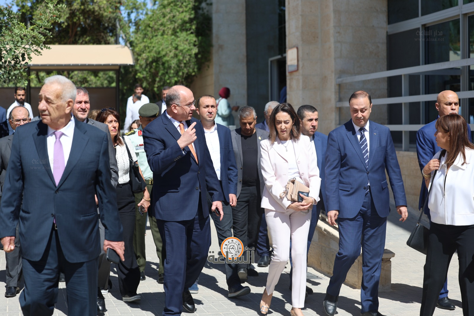 Madar Al-Saa Images 0.8496476764253679