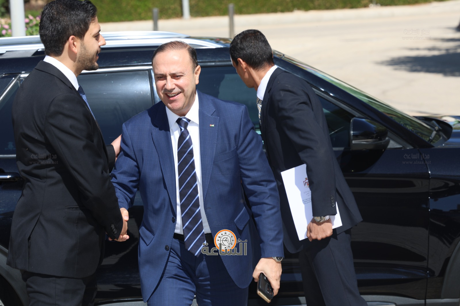 Madar Al-Saa Images 0.5209082159168